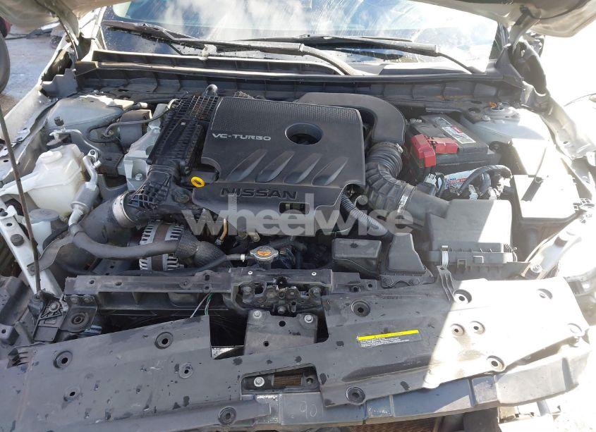 Photo 10 of 2019 Nissan Altima 2.0 SR (VIN 1N4AL4CV3KC258739)