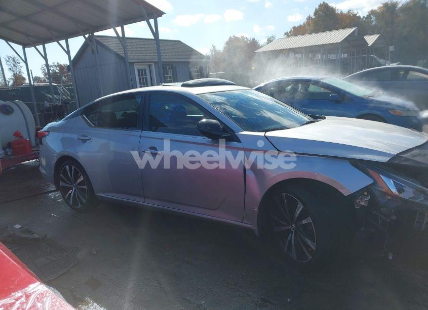 Photo 14 of 2019 Nissan Altima 2.0 SR (VIN 1N4AL4CV3KC258739)