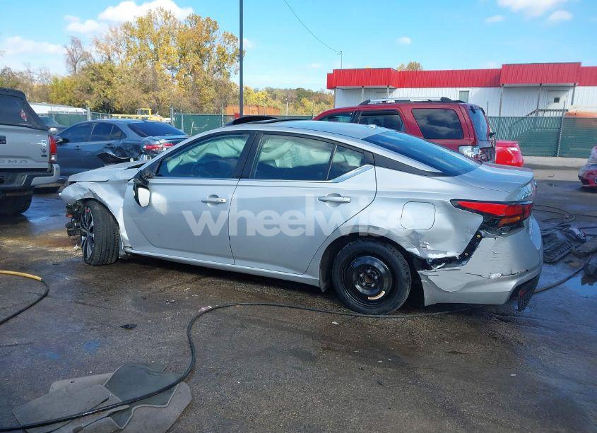 Photo 15 of 2019 Nissan Altima 2.0 SR (VIN 1N4AL4CV3KC258739)