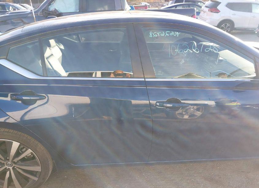 Photo 13 of 2022 Nissan Altima SR VC-TURBO FWD (VIN 1N4AL4CV3NN392272)