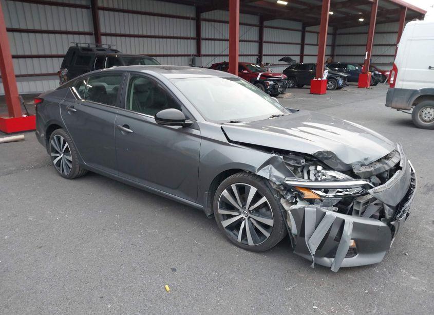 2020 Nissan Altima SR VC-TURBO FWD (VIN 1N4AL4CV5LC155811) main photo