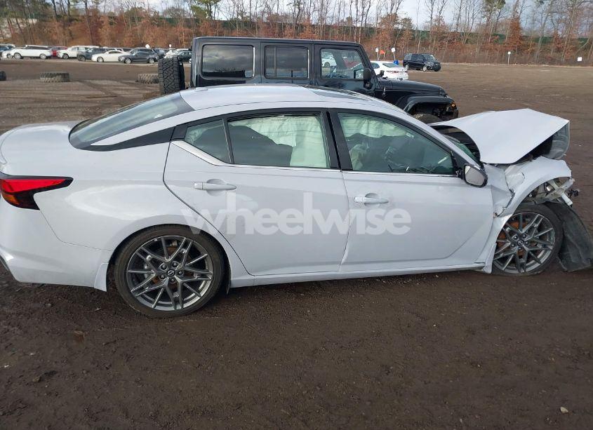 Photo 12 of 2023 Nissan Altima SR VC-TURBO FWD (VIN 1N4AL4CV5PN424254)