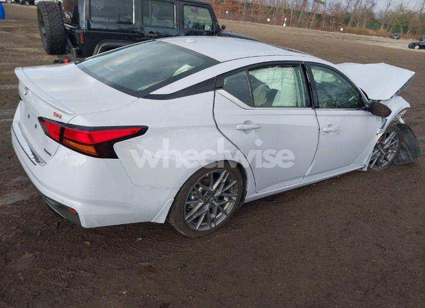 Photo 4 of 2023 Nissan Altima SR VC-TURBO FWD (VIN 1N4AL4CV5PN424254)