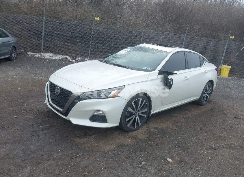 Photo 2 of 2020 Nissan Altima SR VC-TURBO FWD (VIN 1N4AL4CV6LC140928)