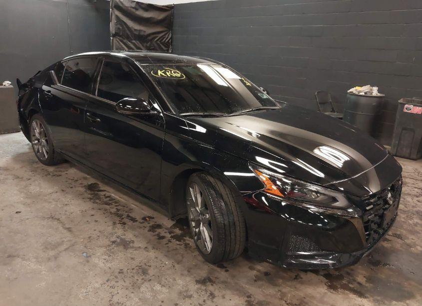 2024 Nissan Altima SR VC-TURBO FWD (VIN 1N4AL4CV6RN390070) main photo