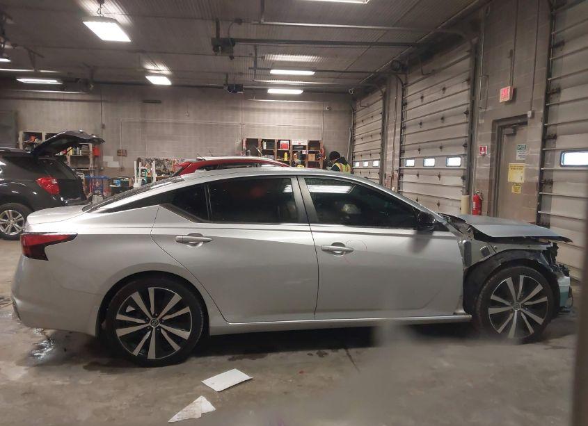 Photo 13 of 2020 Nissan Altima SR VC-TURBO FWD (VIN 1N4AL4CV7LC136743)