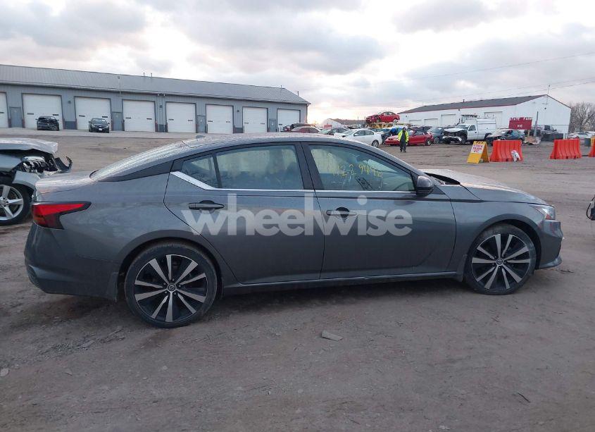 Photo 13 of 2022 Nissan Altima SR VC-TURBO FWD (VIN 1N4AL4CV7NN375443)