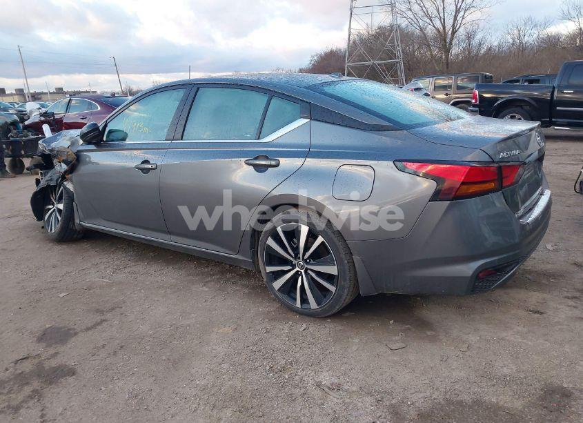 Photo 3 of 2022 Nissan Altima SR VC-TURBO FWD (VIN 1N4AL4CV7NN375443)