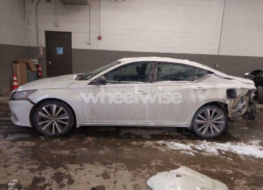 Photo 15 of 2020 Nissan Altima SR VC-TURBO FWD (VIN 1N4AL4CV8LC141000)