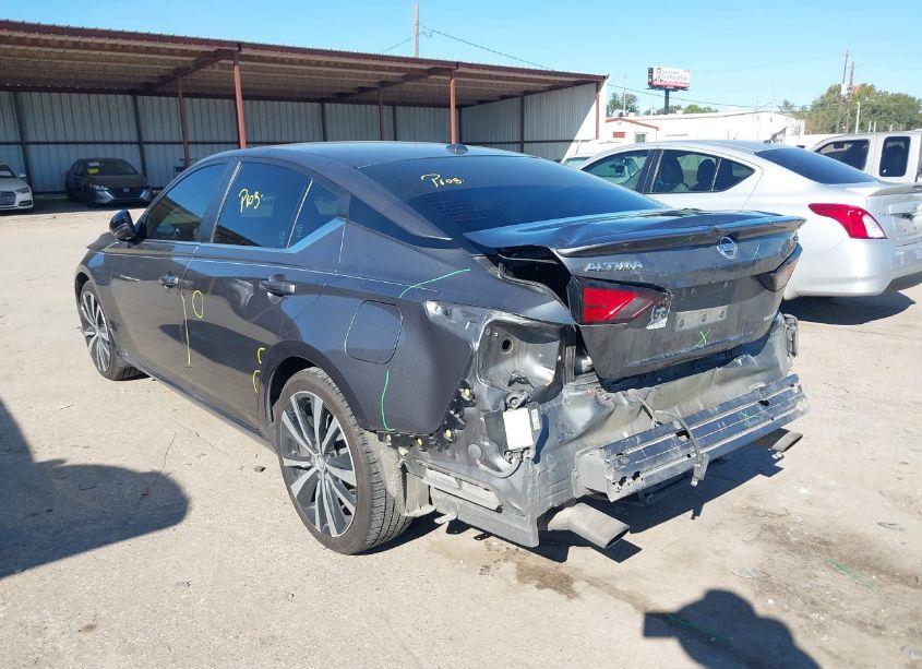 Photo 3 of 2021 Nissan Altima SR VC-TURBO FWD (VIN 1N4AL4CV8MN332454)