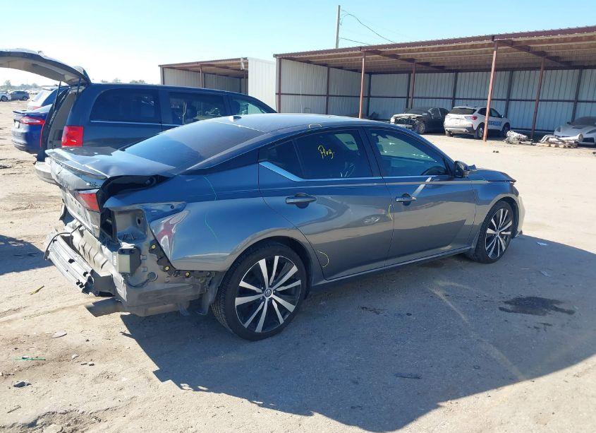 Photo 4 of 2021 Nissan Altima SR VC-TURBO FWD (VIN 1N4AL4CV8MN332454)