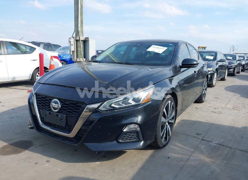 Photo 2 of 2021 Nissan Altima SR VC-TURBO FWD (VIN 1N4AL4CVXMN361258)