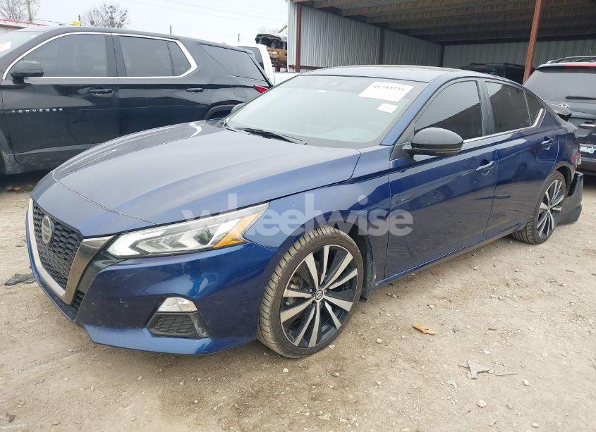 Photo 2 of 2022 Nissan Altima SR VC-TURBO FWD (VIN 1N4AL4CVXNN342372)