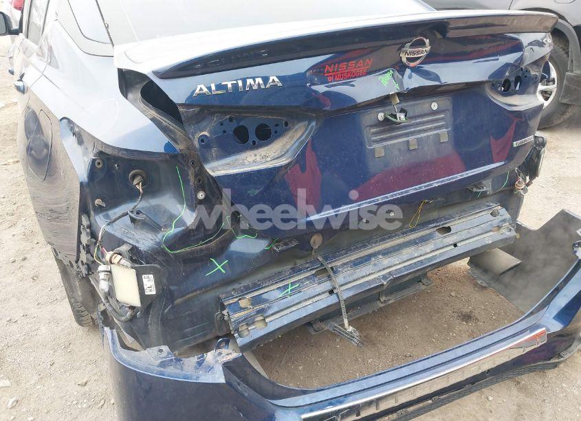 Photo 6 of 2022 Nissan Altima SR VC-TURBO FWD (VIN 1N4AL4CVXNN342372)