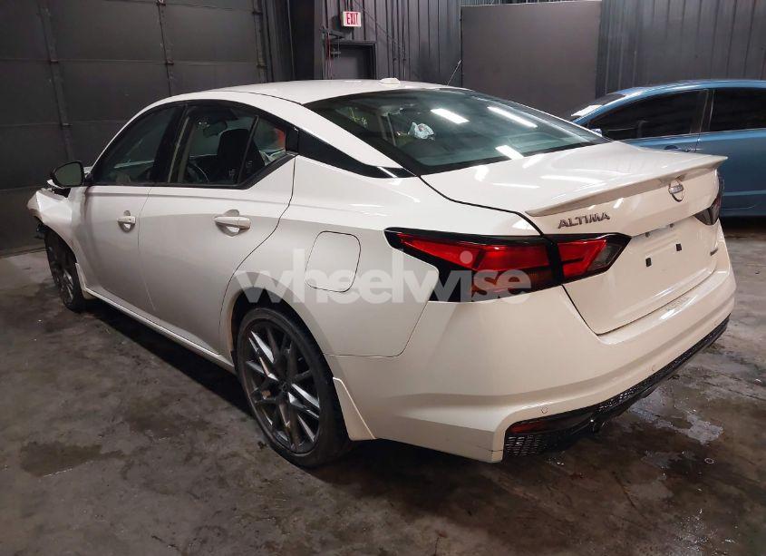 Photo 3 of 2024 Nissan Altima SR VC-TURBO FWD (VIN 1N4AL4CVXRN320331)