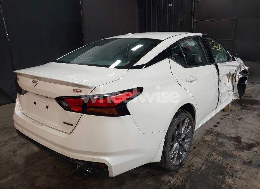 Photo 4 of 2024 Nissan Altima SR VC-TURBO FWD (VIN 1N4AL4CVXRN320331)