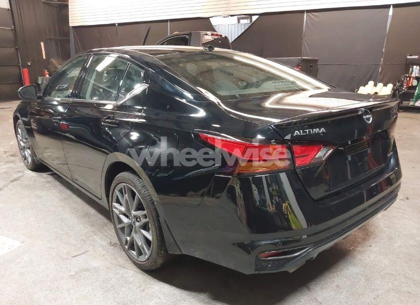 Photo 3 of 2024 Nissan Altima 2.0 SR (VIN 1N4AL4CVXRN388614)