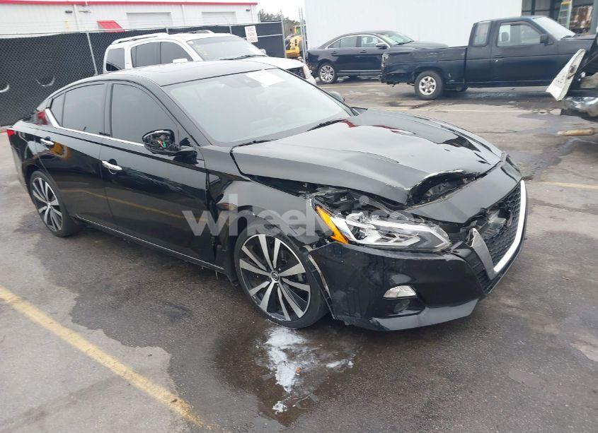 2020 Nissan Altima PLATINUM VC-TURBO FWD (VIN 1N4AL4FV1LN309690) main photo