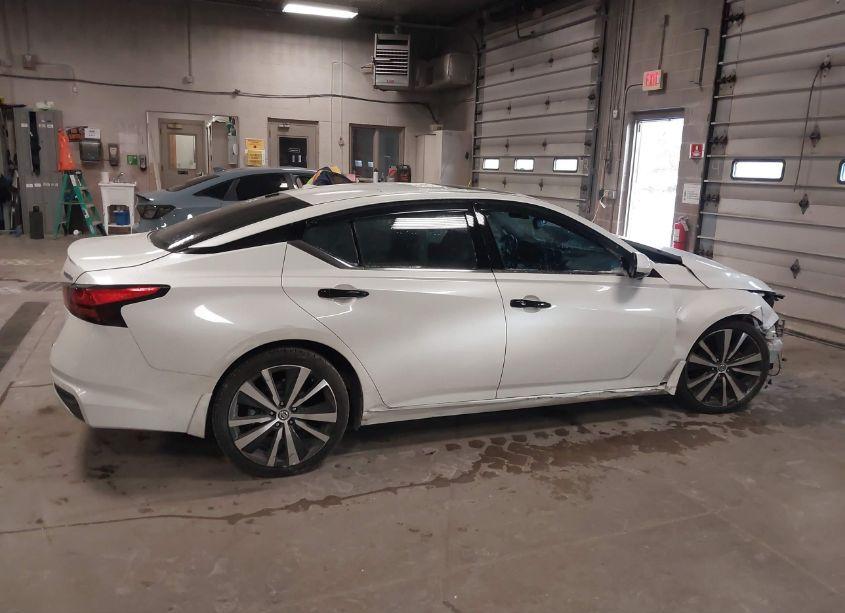 Photo 13 of 2019 Nissan Altima 2.0 PLATINUM (VIN 1N4AL4FV9KC226096)