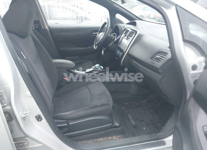 Photo 5 of 2013 Nissan Leaf SV (VIN 1N4AZ0CP0DC422086)