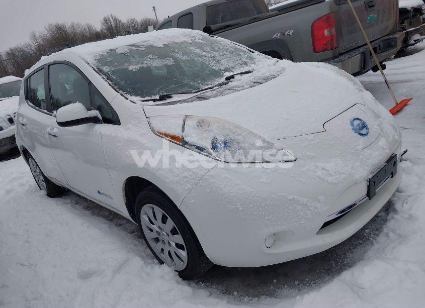 2013 Nissan Leaf - Photo 1