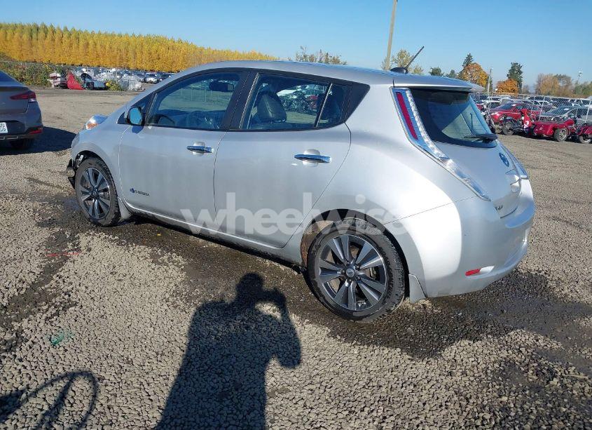 Photo 3 of 2015 Nissan Leaf SL (VIN 1N4AZ0CP1FC306592)