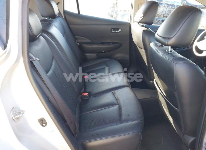 Photo 8 of 2015 Nissan Leaf SL (VIN 1N4AZ0CP1FC306592)