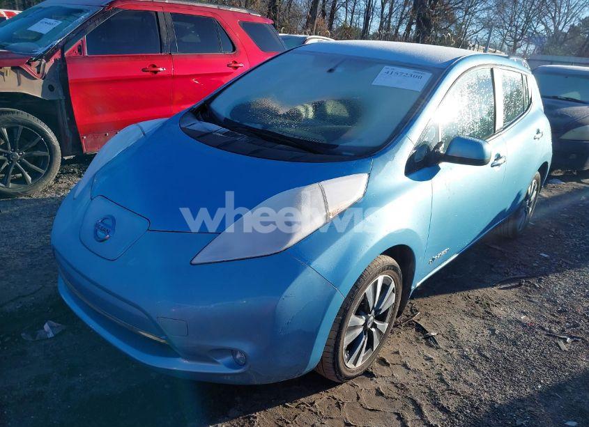 Photo 2 of 2015 Nissan Leaf SV (VIN 1N4AZ0CP1FC318788)