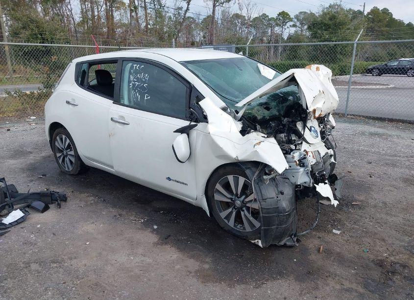 2015 Nissan Leaf SL (VIN 1N4AZ0CP1FC325675) main photo