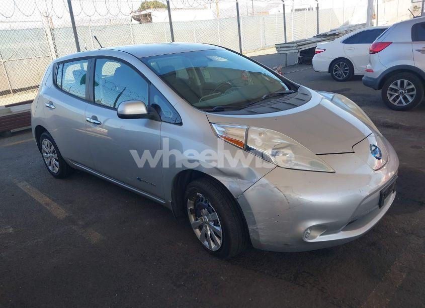 2014 Nissan Leaf S (VIN 1N4AZ0CP2EC332813) main photo
