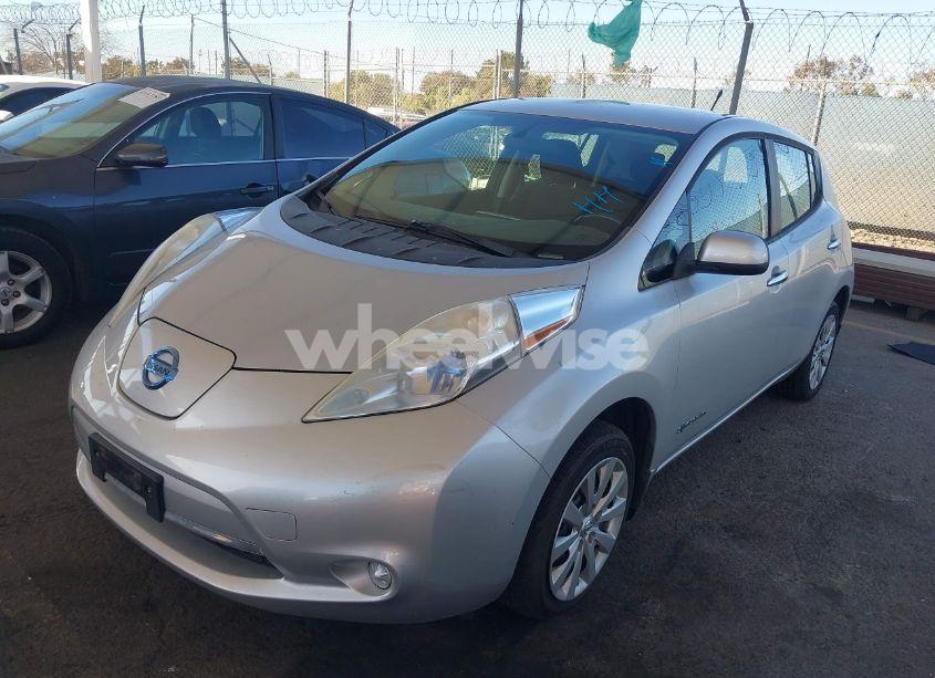 Photo 2 of 2014 Nissan Leaf S (VIN 1N4AZ0CP2EC332813)