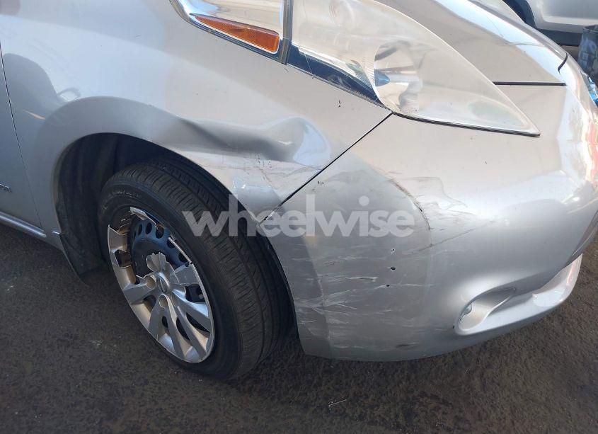 Photo 6 of 2014 Nissan Leaf S (VIN 1N4AZ0CP2EC332813)