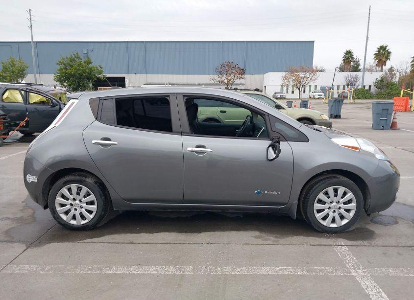 Photo 13 of 2015 Nissan Leaf S (VIN 1N4AZ0CP2FC315852)