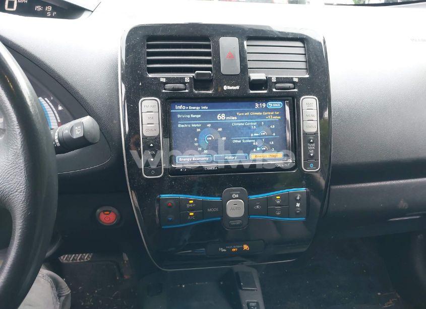 Photo 18 of 2015 Nissan Leaf SL (VIN 1N4AZ0CP3FC313933)