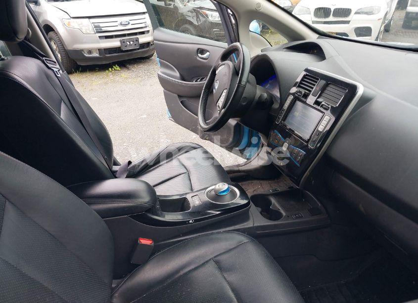 Photo 5 of 2015 Nissan Leaf SL (VIN 1N4AZ0CP3FC313933)