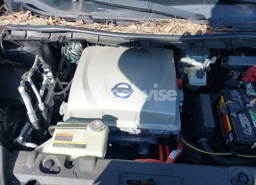 Photo 10 of 2015 Nissan Leaf SV (VIN 1N4AZ0CP3FC316203)