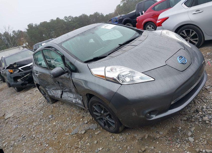 2015 Nissan Leaf S (VIN 1N4AZ0CP3FC332885) main photo