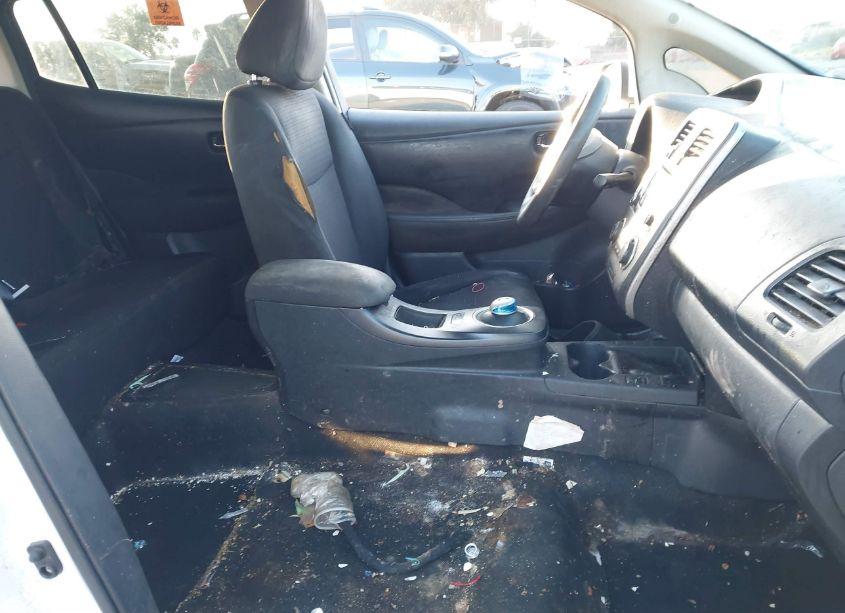 Photo 5 of 2016 Nissan Leaf S (VIN 1N4AZ0CP3GC304585)