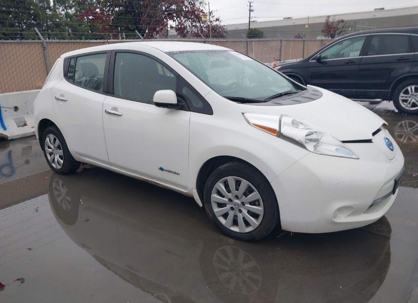 2016 Nissan Leaf - Photo 1