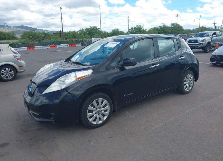 Photo 2 of 2015 Nissan Leaf S (VIN 1N4AZ0CP7FC314325)