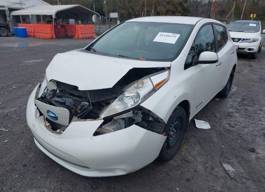 Photo 2 of 2015 Nissan Leaf S (VIN 1N4AZ0CP7FC318133)