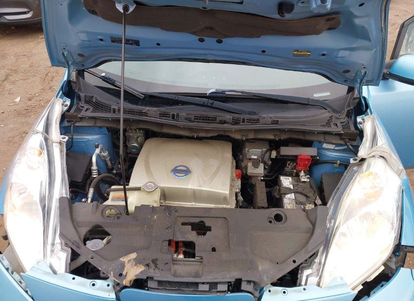 Photo 10 of 2015 Nissan Leaf S (VIN 1N4AZ0CP7FC331593)