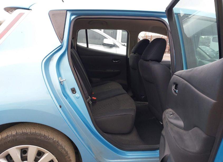 Photo 8 of 2015 Nissan Leaf S (VIN 1N4AZ0CP7FC331593)