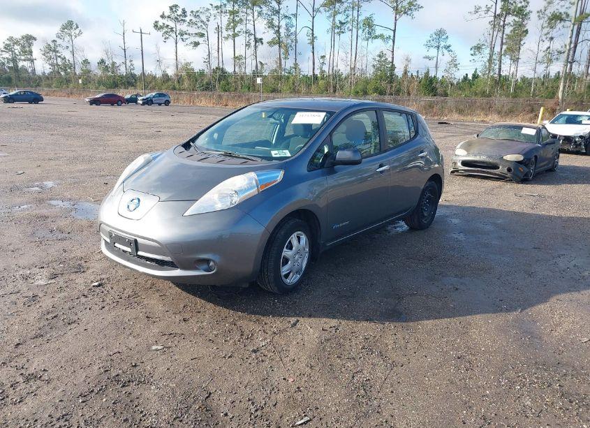 Photo 2 of 2016 Nissan Leaf S (VIN 1N4AZ0CP7GC304007)