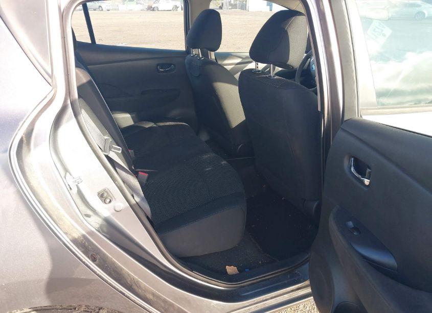 Photo 8 of 2016 Nissan Leaf S (VIN 1N4AZ0CP7GC304007)