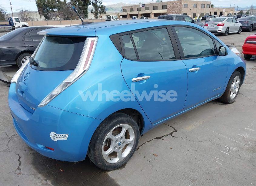 Photo 4 of 2013 Nissan Leaf SV (VIN 1N4AZ0CP8DC413362)