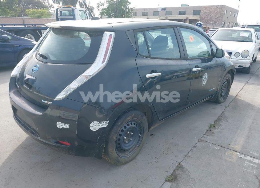 Photo 4 of 2014 Nissan Leaf S (VIN 1N4AZ0CP8EC334260)