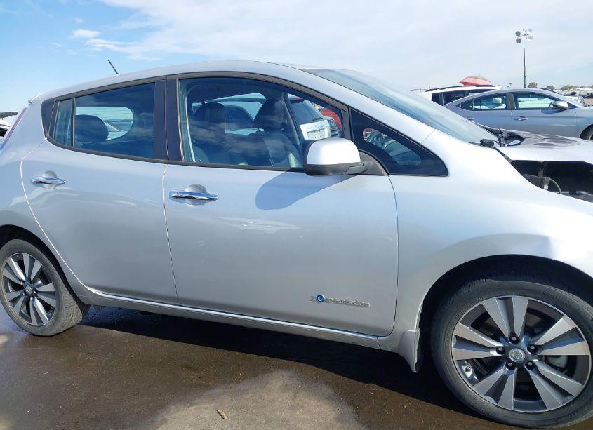 Photo 14 of 2015 Nissan Leaf SL (VIN 1N4AZ0CP8FC309974)