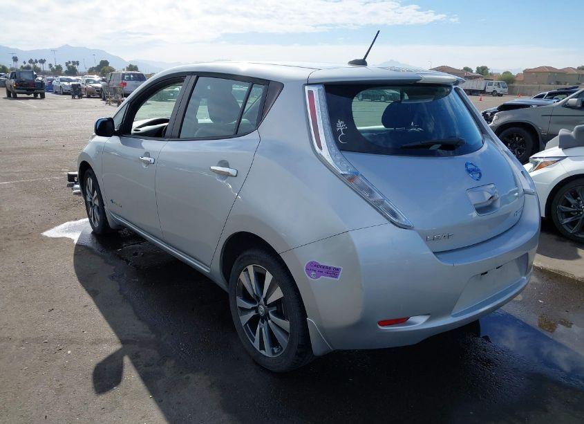 Photo 3 of 2015 Nissan Leaf SL (VIN 1N4AZ0CP8FC309974)