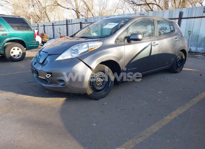 Photo 2 of 2015 Nissan Leaf S (VIN 1N4AZ0CP8FC313734)